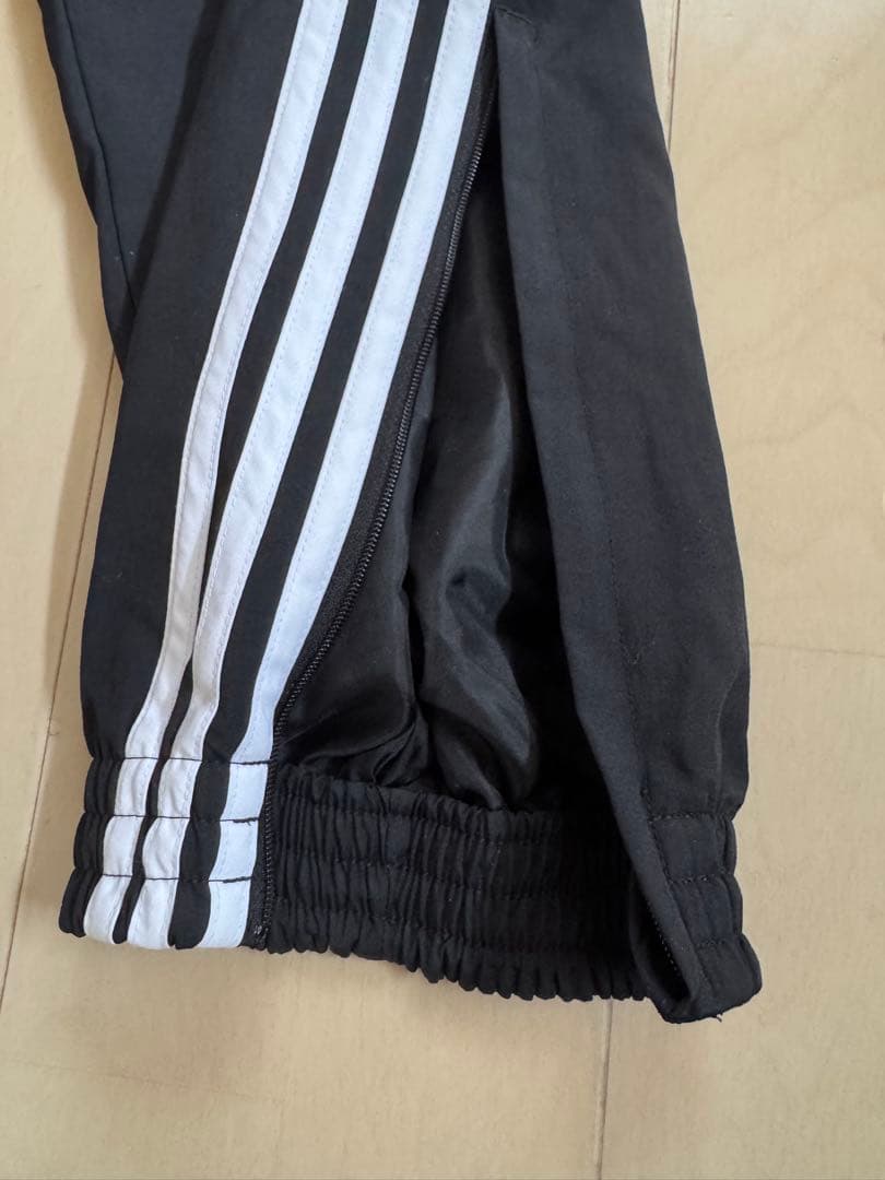 adidas 黒　トラック　ファイヤーバード　パンツ　ズボン
