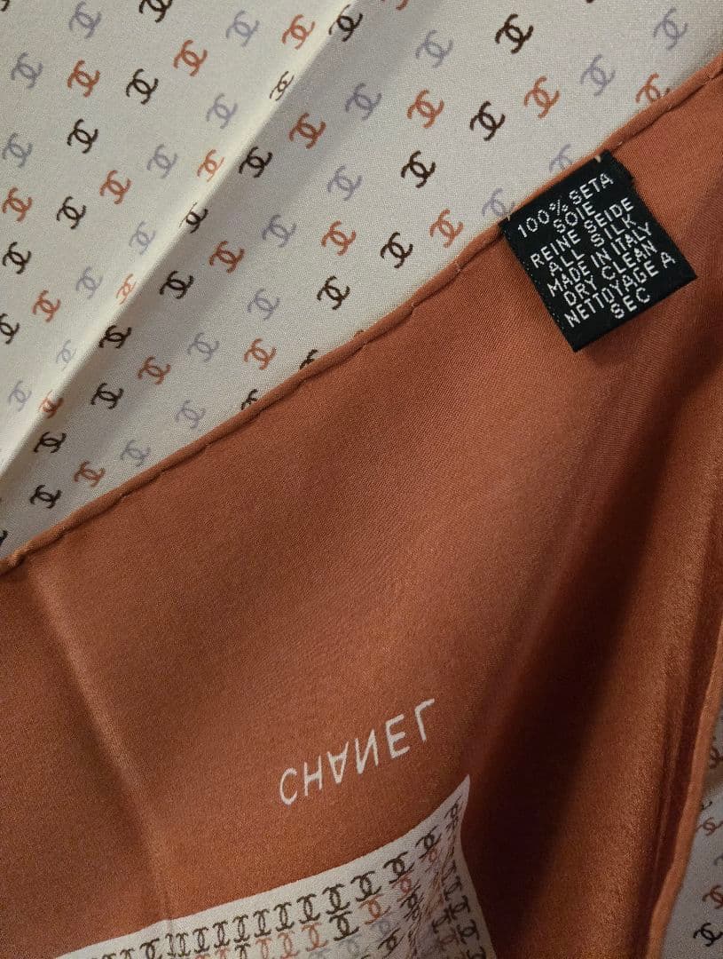 未使用　ヴィンテージ　CHANEL　シャネル　ココマーク　シルクスカーフ