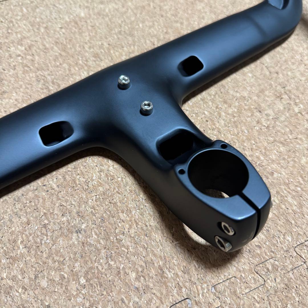 ロードバイク　一体型　カーボン　エアロ　ドロップハンドル 380-80mm