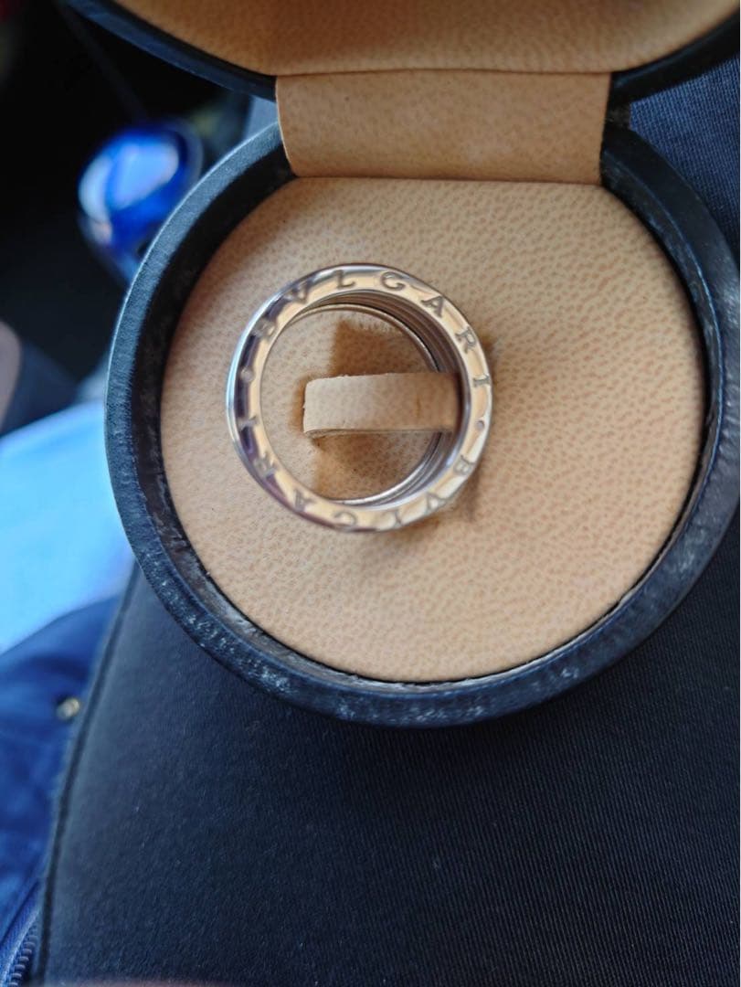 BVLGARI ビーゼロワン