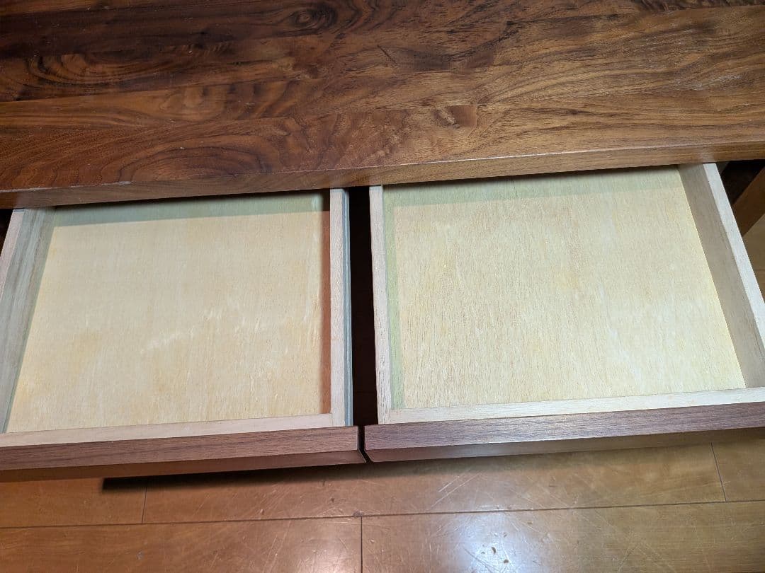 《送料込》無印良品 無垢材ローテーブル ウォールナット デスク 机 MUJI