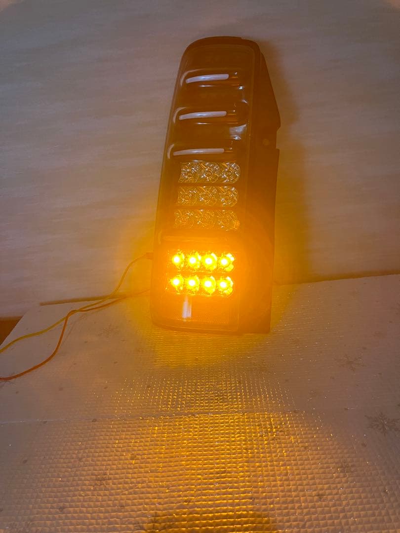 球切れなし jb23 ジムニー エムブロ LEDテール 【左】