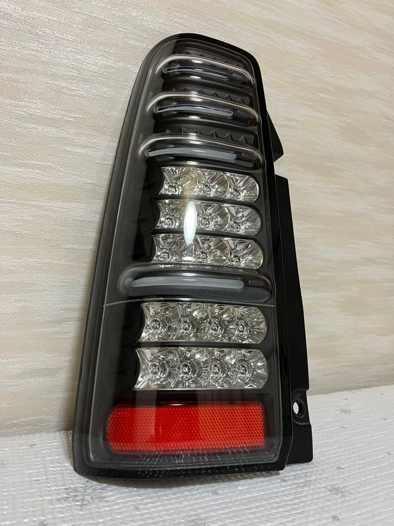 球切れなし jb23 ジムニー エムブロ LEDテール 【左】