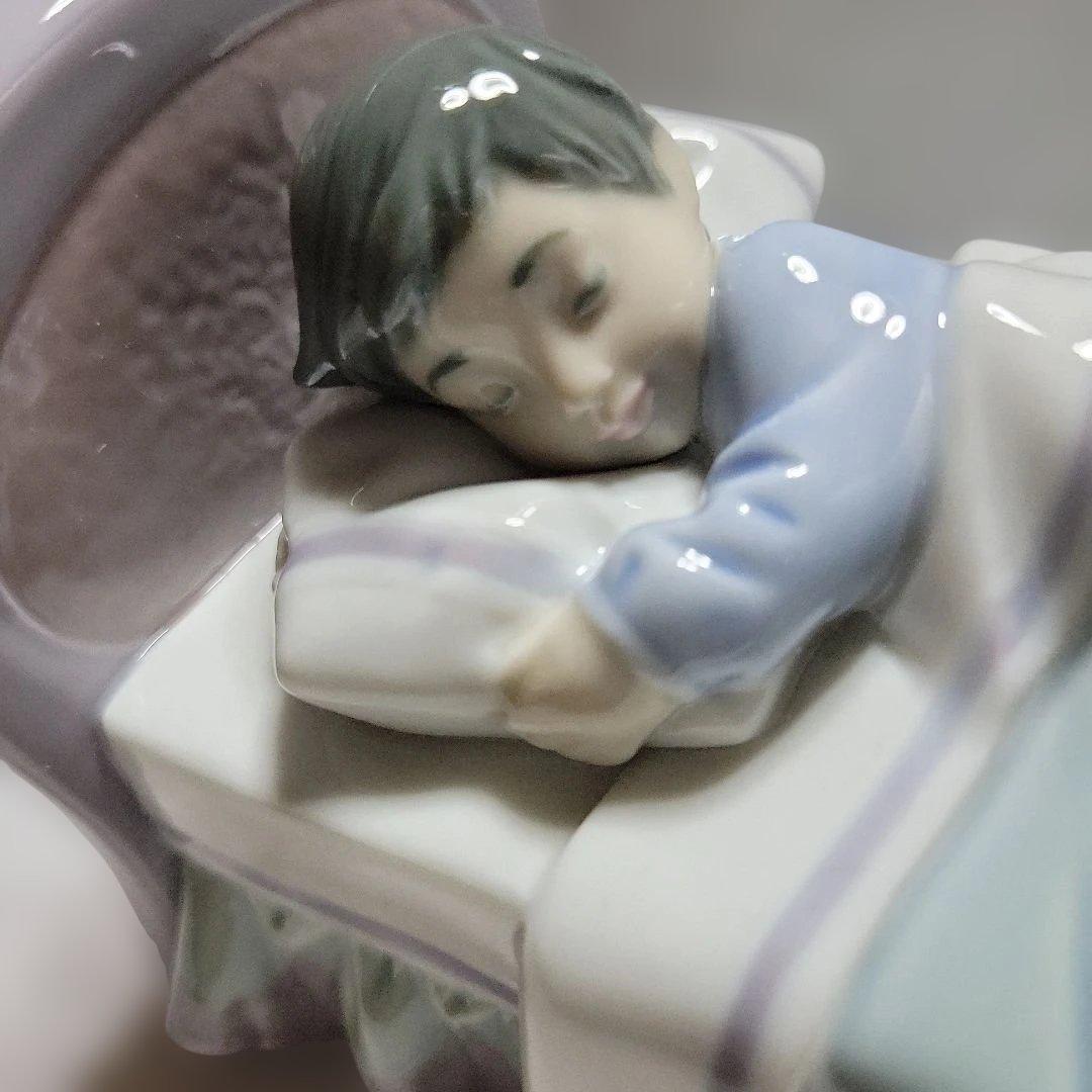 Lladro 子供と犬の陶器置物　僕とおねんね 1988年絶版品リヤドロ