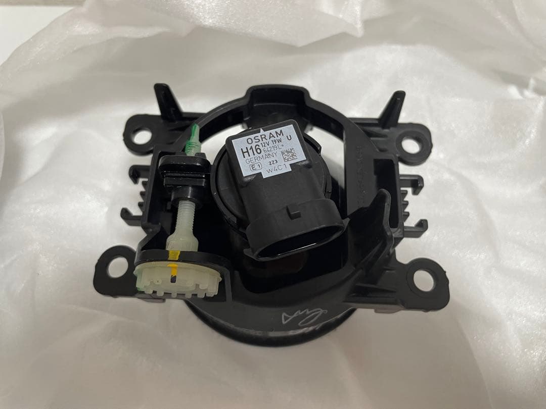 【ジムニーノマド新車外し】スズキ純正 フォグランプ 2個セット 丸型