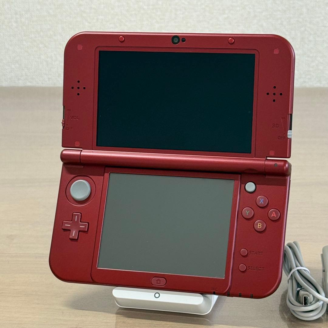 7-040【美品】Newニンテンドー3DS LL メタリックレッド 下IPS