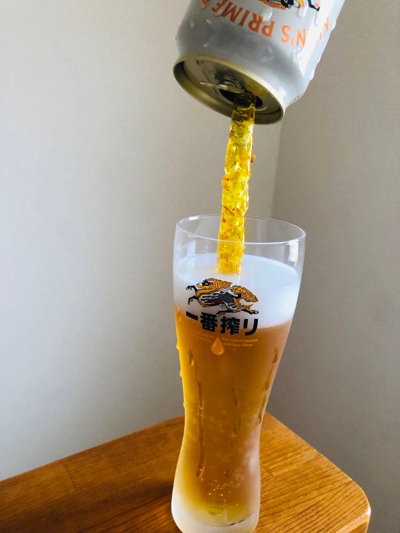 rose 持ち上げビール　アサヒスーパードライ　麒麟一番搾り