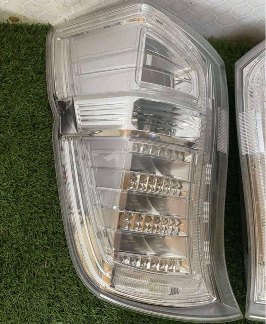 ホンダ　ステップワゴン　スパーダ RK5テールランプ　動作確認済み