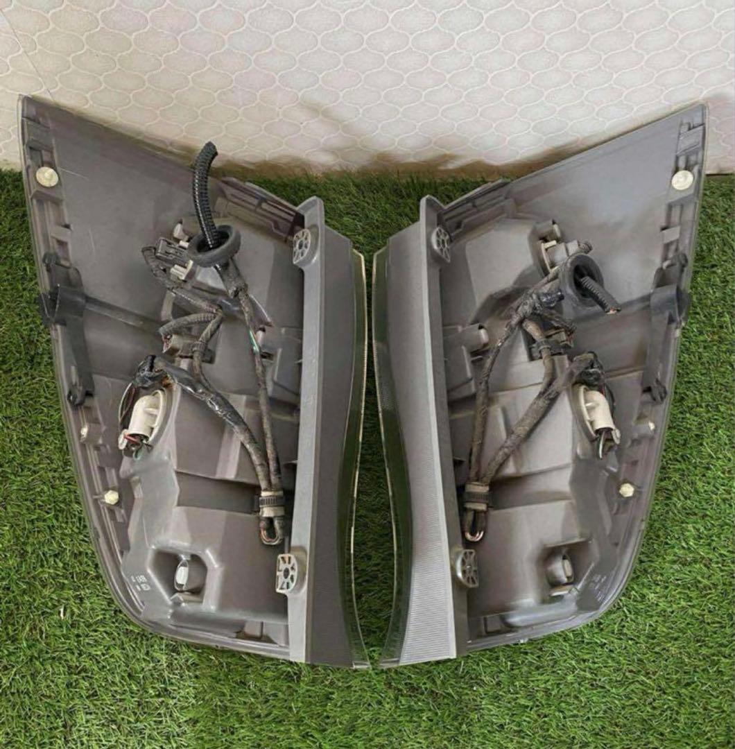 ホンダ　ステップワゴン　スパーダ RK5テールランプ　動作確認済み