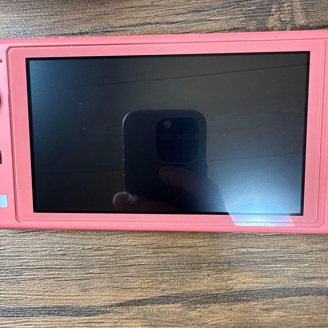 箱とアダプタ無しNintendo Switch Lite コーラルピンク