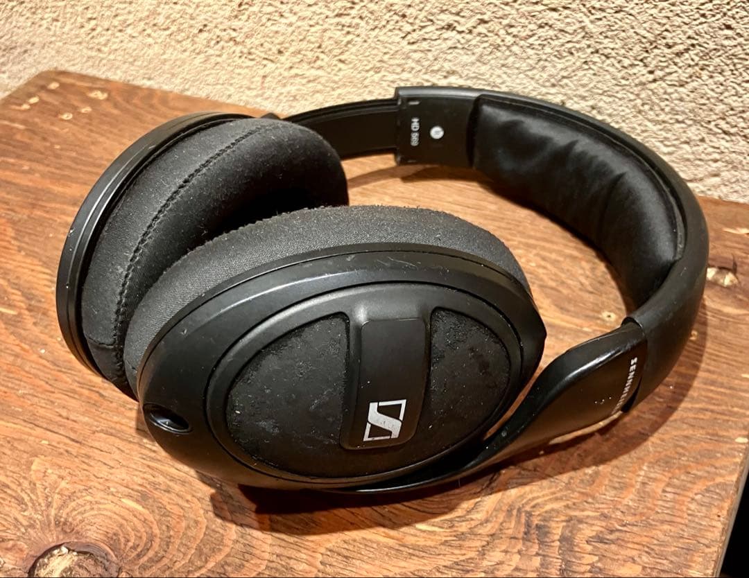 Sennheiser HD569 オーバーイヤーヘッドホン