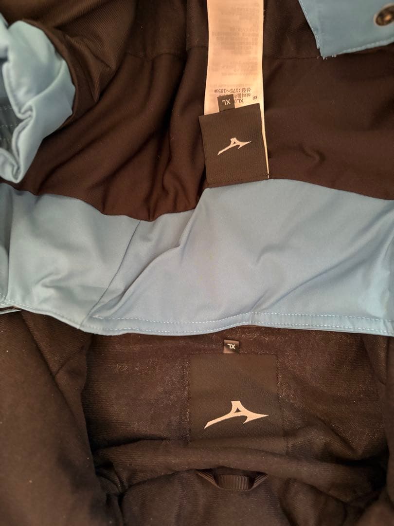 ミズノスキーウェア上下 XL カタログ外品MIZUNO\オンヨネ オガサカ