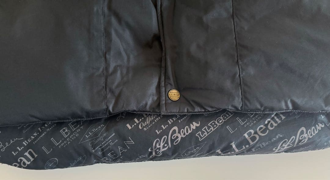 L.L.Bean OUT DOORSダウンベストBK表記（XL）