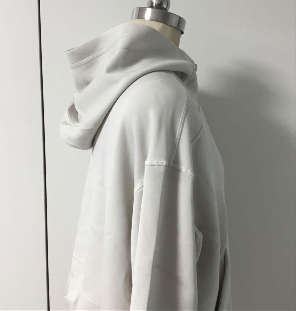 LULULEMON☆さサイズ　8ホワイト フルジップ パーカー