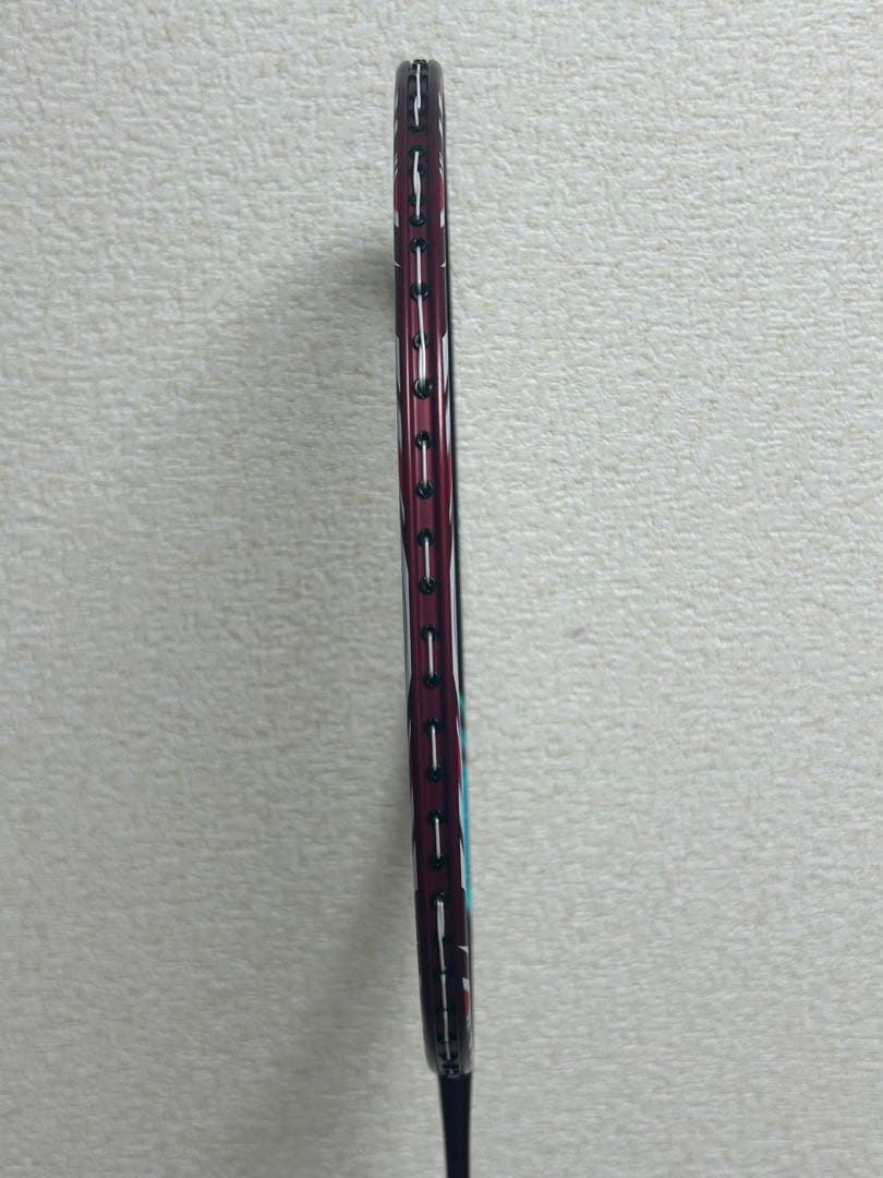 美品　ヨネックスアストロクス100ZZ