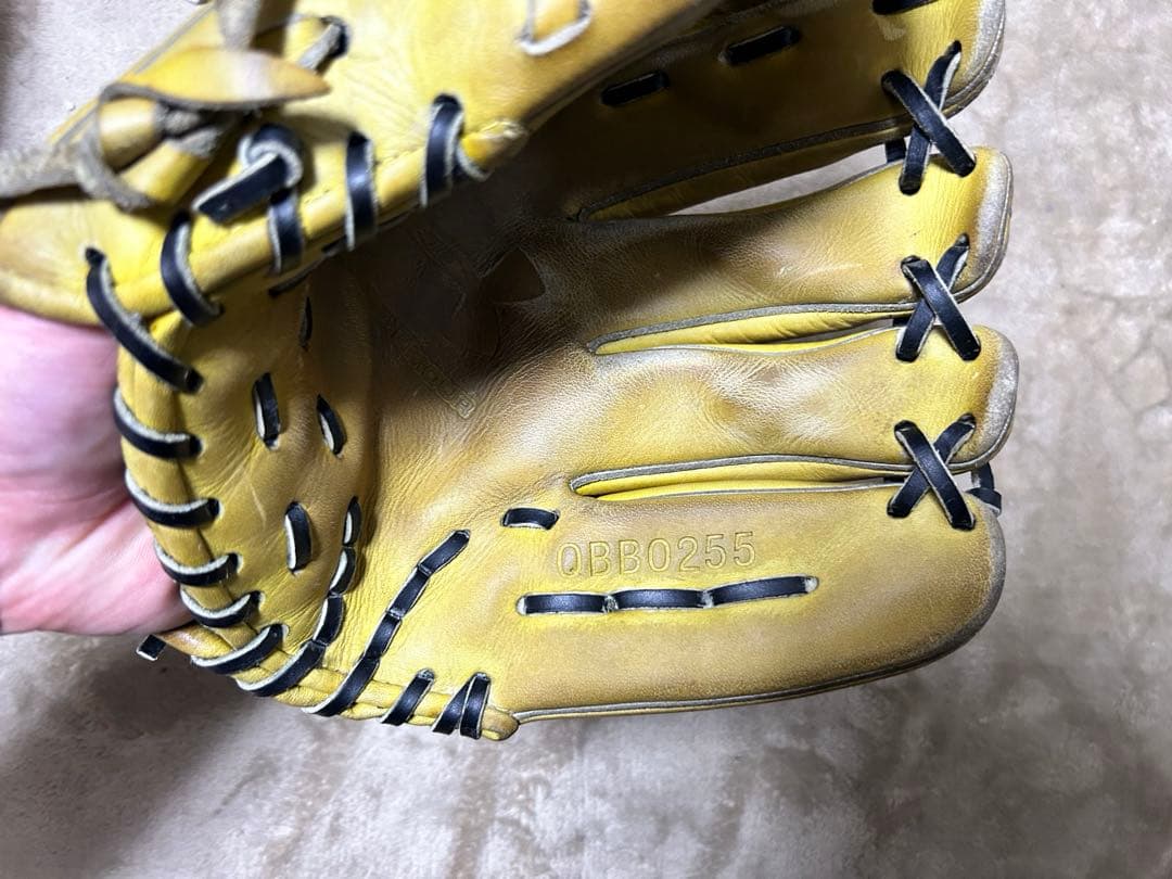 み*と様 Under Armour BBG0255 軟式グローブ