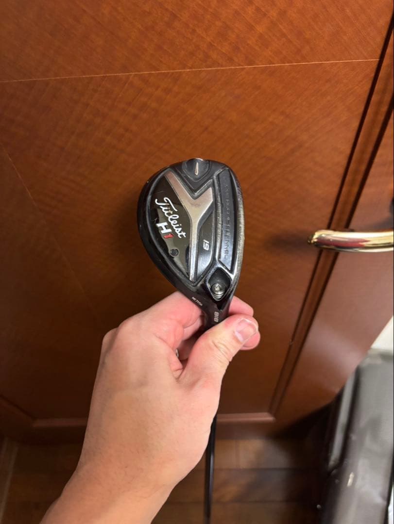 ドミ　Titleist 818 H1 19度