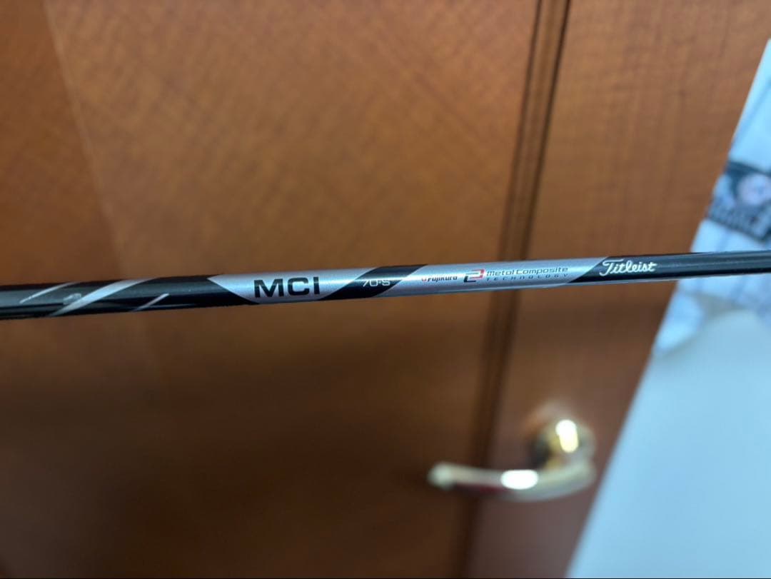 ドミ　Titleist 818 H1 19度