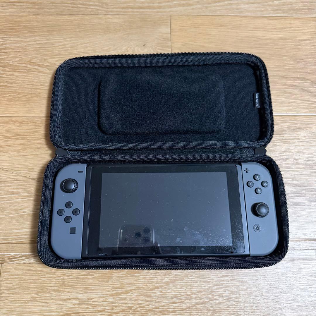 【ケース付】Nintendo Switch 本体 グレー 付属品あり