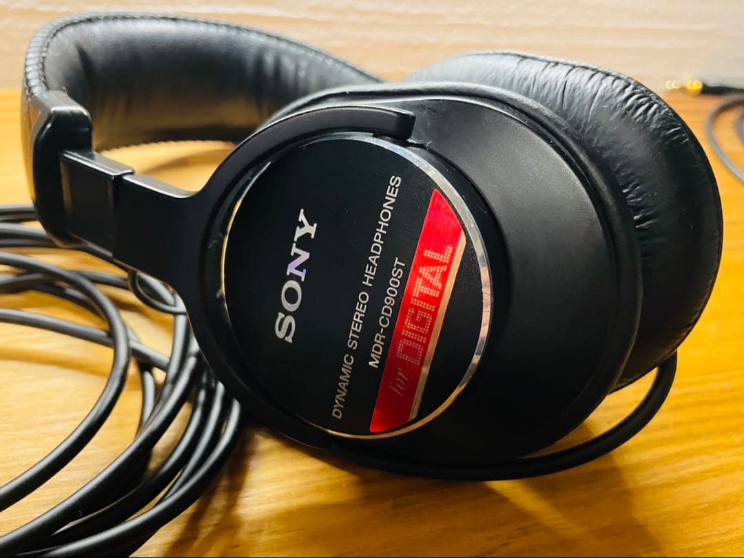 ★良品★ SONY MDR-CD900ST ダイナミックスタジオヘッドホン プロ