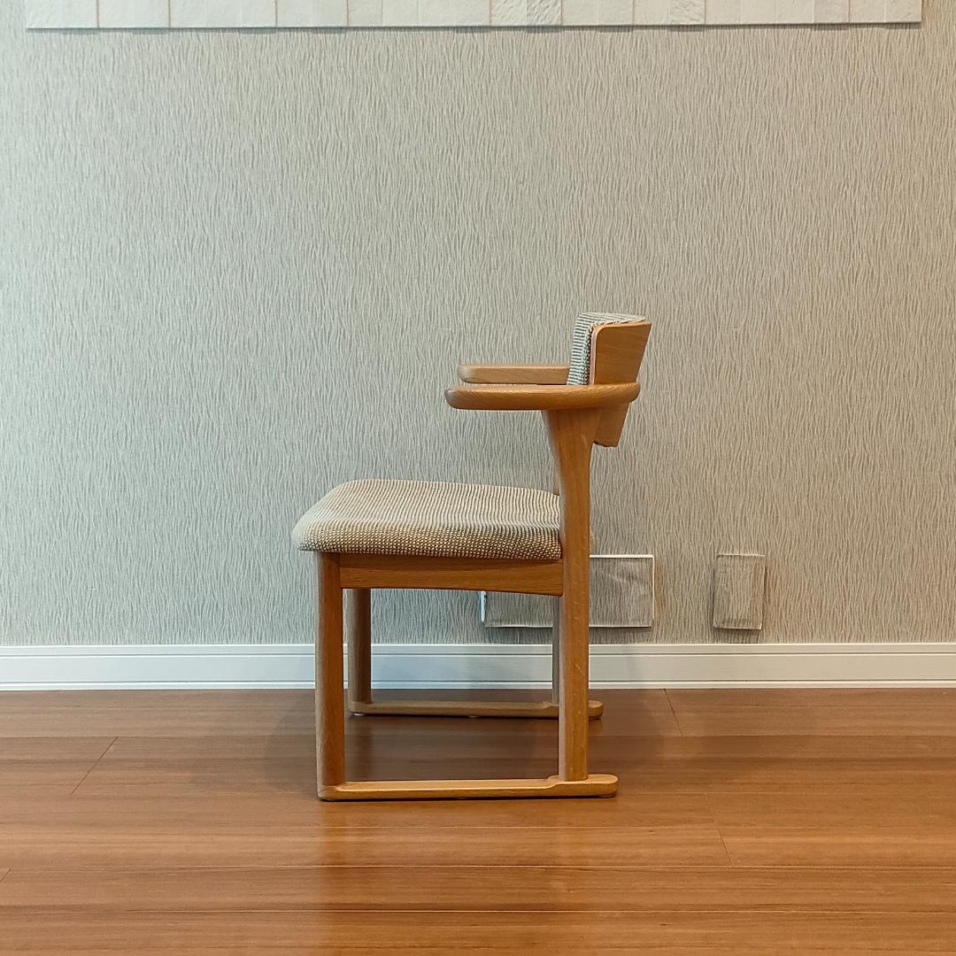美品　INOUE Associates　アームチェア　中座椅子