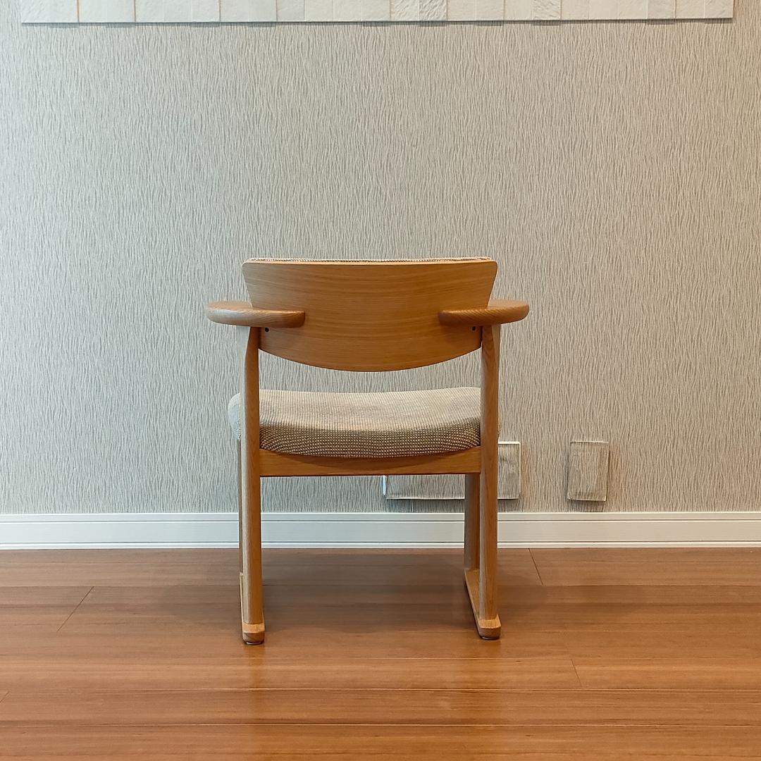 美品　INOUE Associates　アームチェア　中座椅子