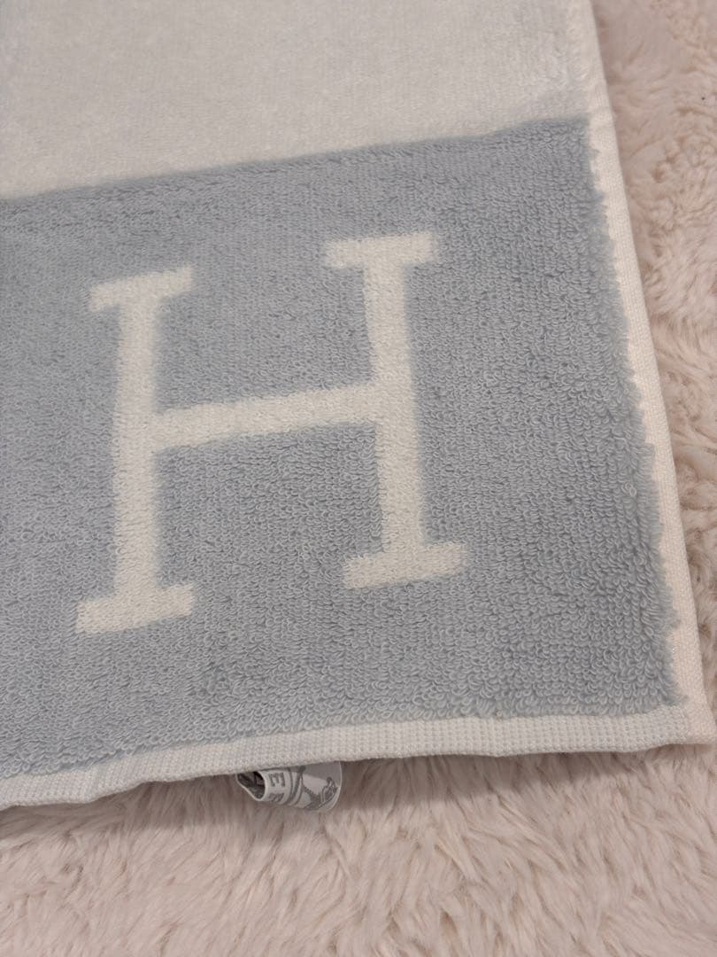HERMES エルメス アヴァロン Hロゴハンドタオル ハンカチ コットンタオル