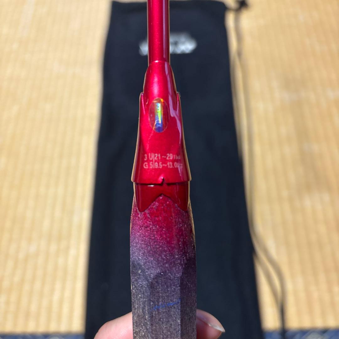 美品　桃田モデルYONEXヨネックス アストロクス99プロ　バドミントンラケット