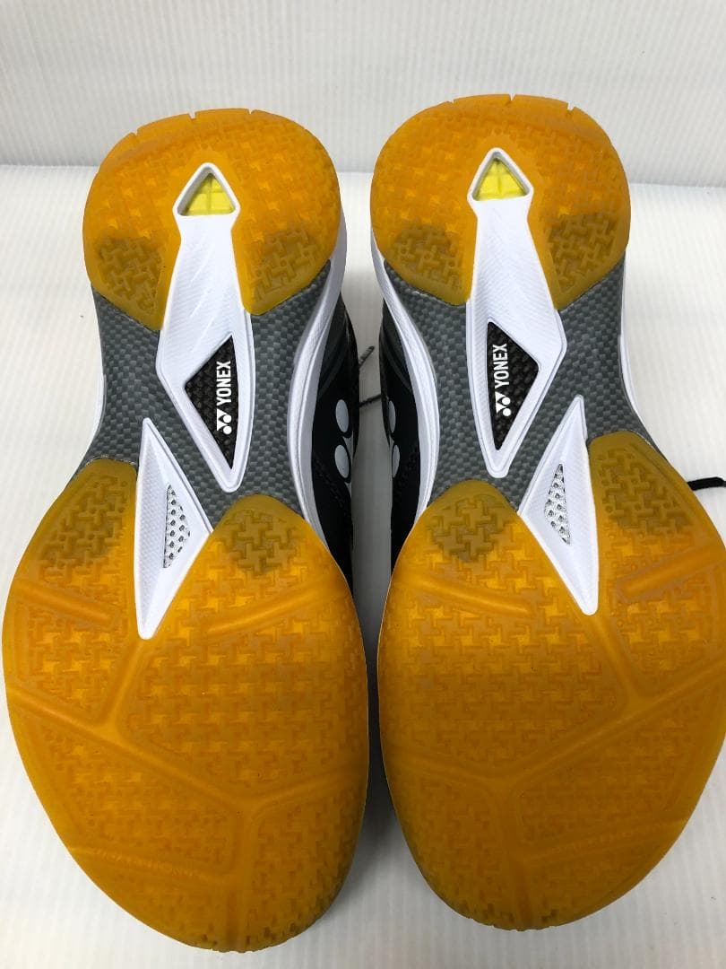 N174　Yonex　パワークッション　65Z　バドミントンシューズ