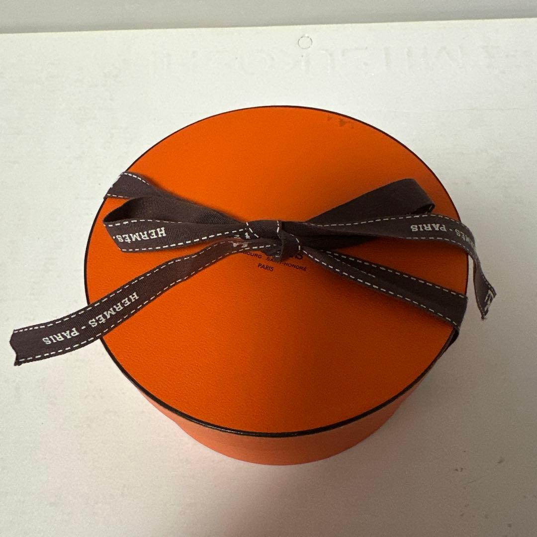 ☆SALE中☆HERMES☆エルメスカレ☆90cm☆プリーツスカーフ☆箱☆美品☆