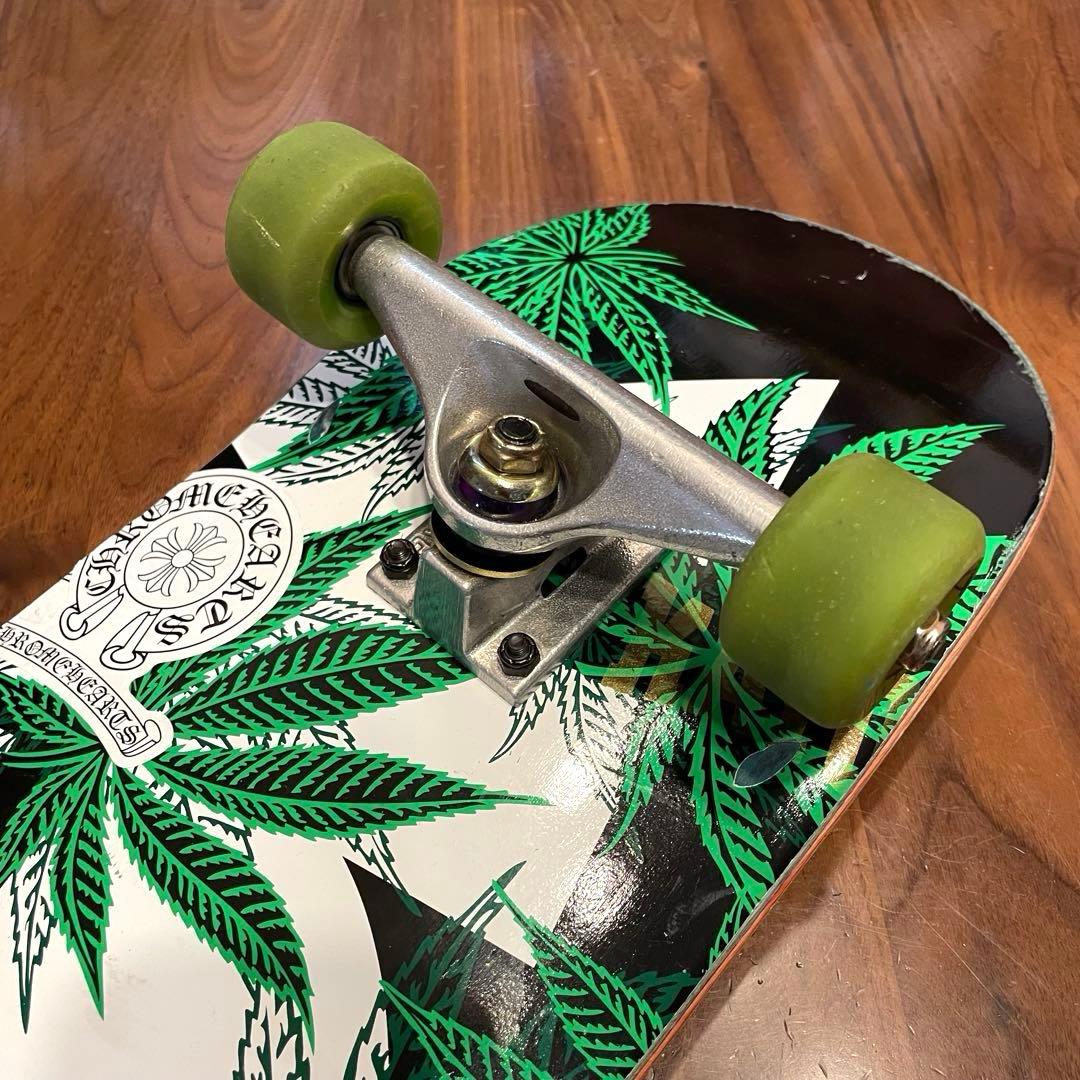 DGK スケボー　スケートボード　コンプリート　ベンチャートラック　美品