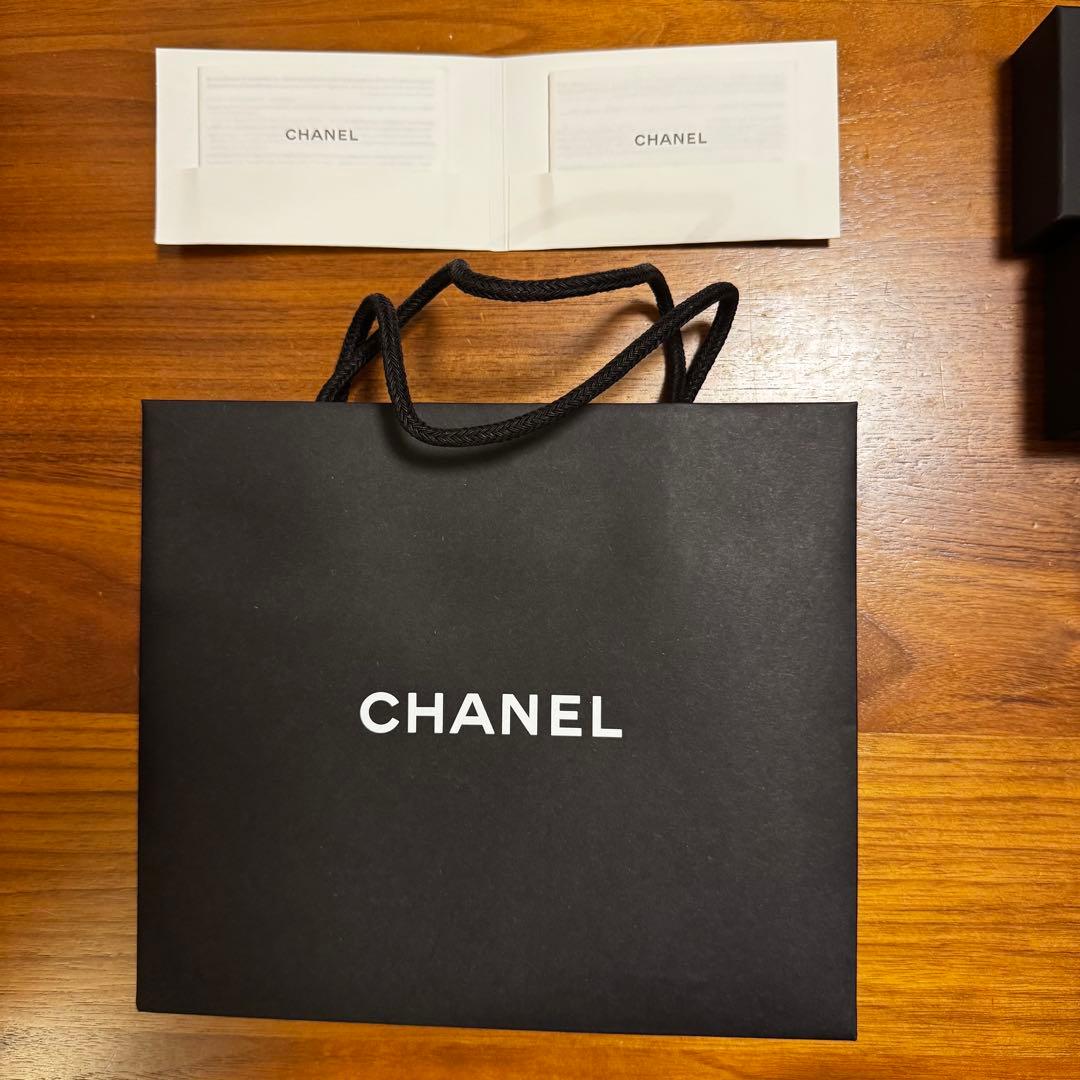 CHANEL シャネル　財布　ピアス　空き箱　ショップ袋　リボン　カメリア