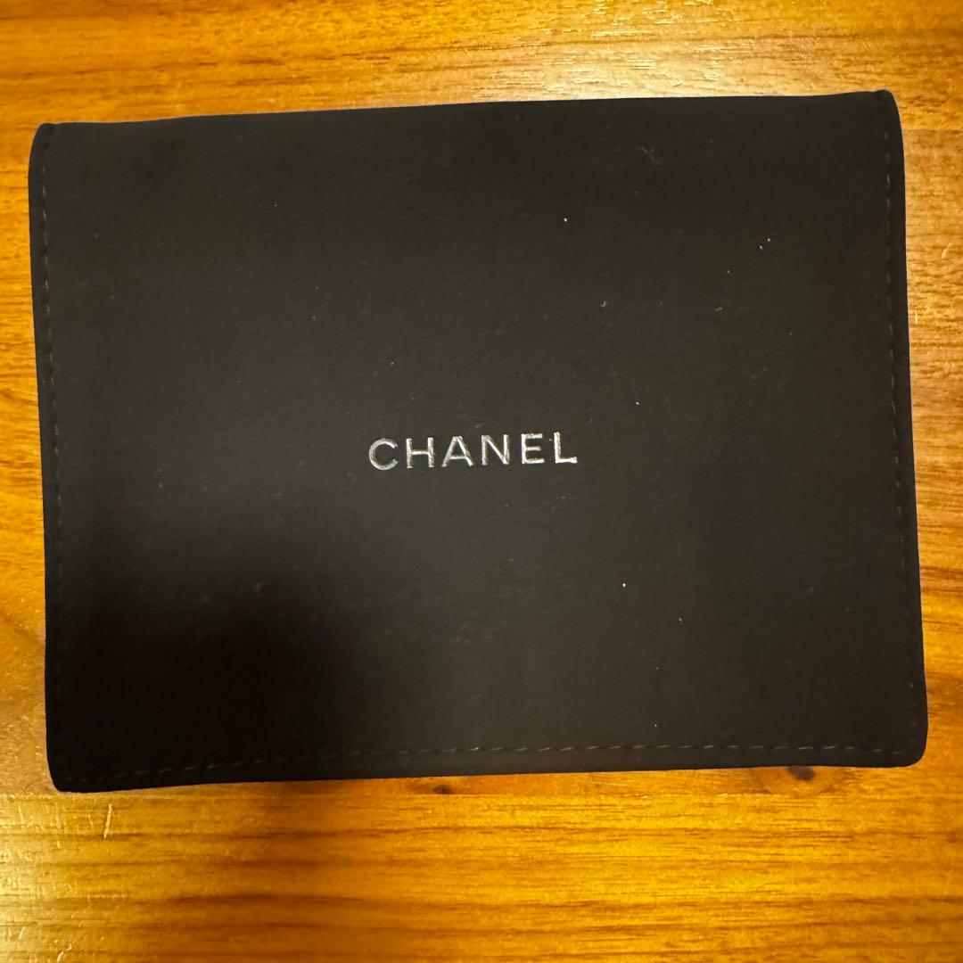 CHANEL シャネル　財布　ピアス　空き箱　ショップ袋　リボン　カメリア