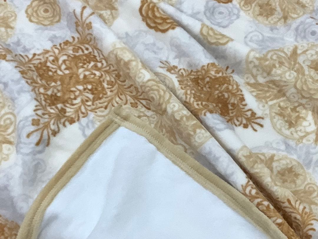 訳あり！V&A 高級柔らか綿毛布　ウイリアムモリス　シングル日本製メーカー品