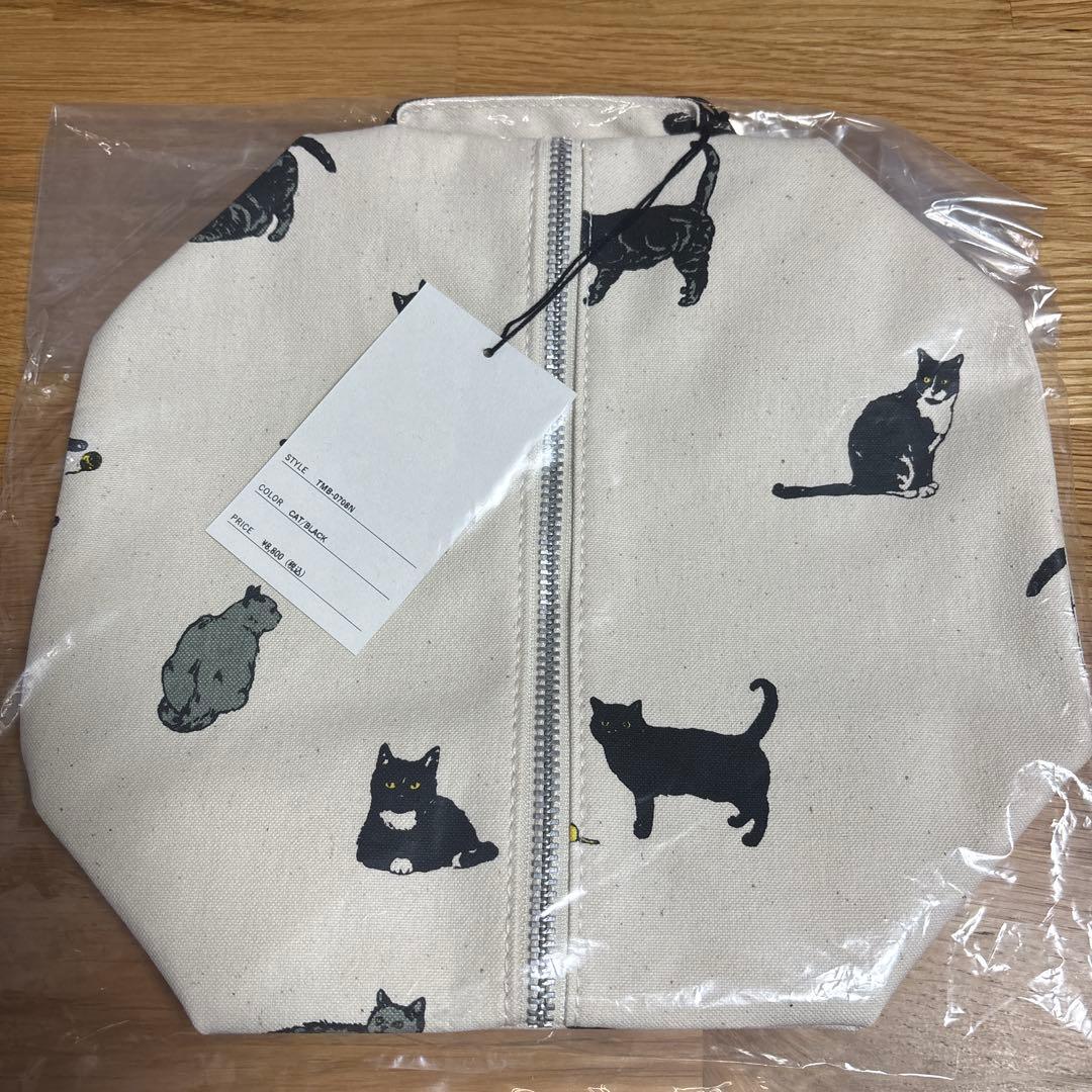 TEMBEA CAT柄 ポーチ（GARMENT BAG SMALL) タグ付き