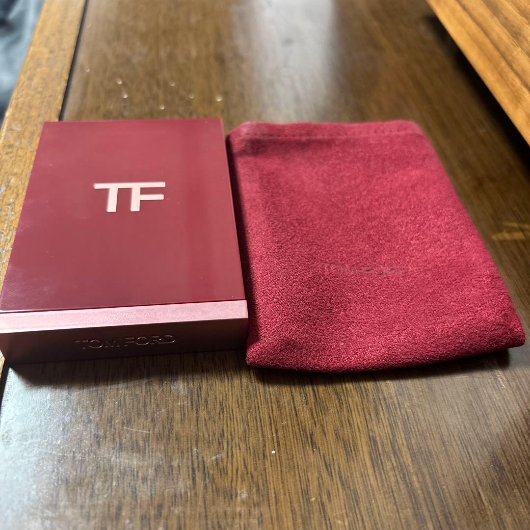 TOM FORD アイカラークォード　01RE ローズエクスポーズド
