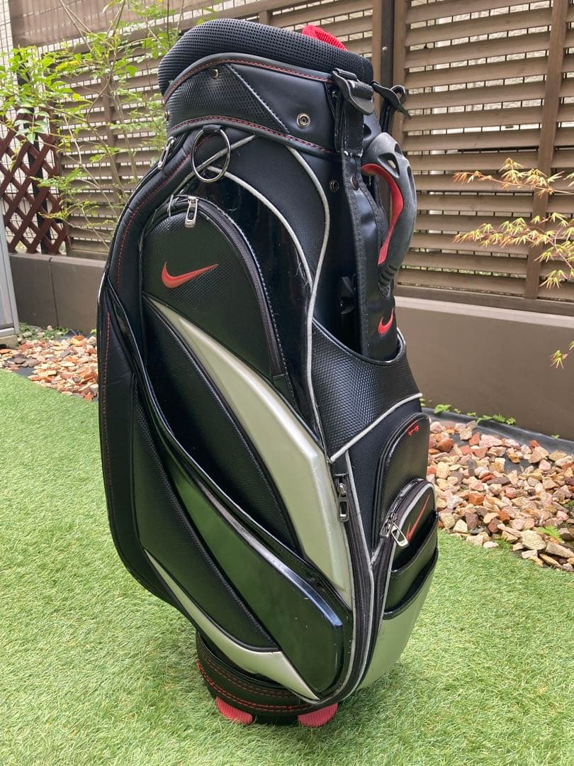 ナイキゴルフ　アスレチックシリーズ　キャディーバック　NIKEGOLF