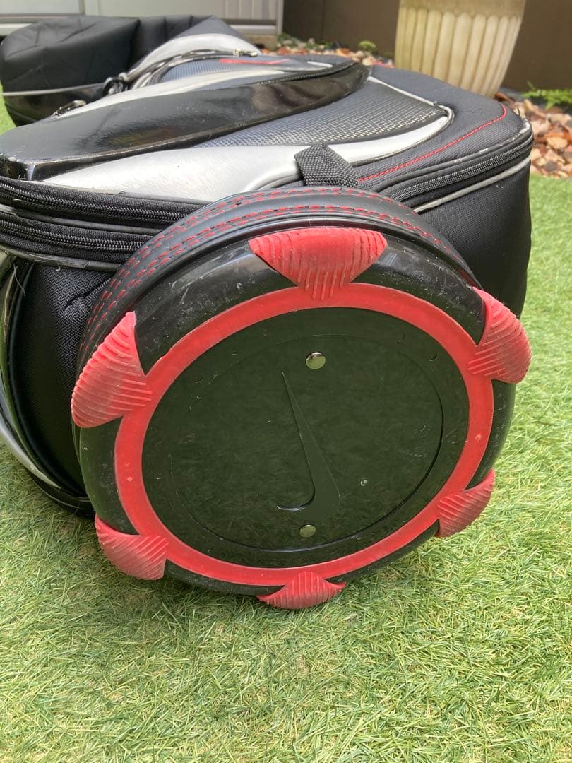 ナイキゴルフ　アスレチックシリーズ　キャディーバック　NIKEGOLF