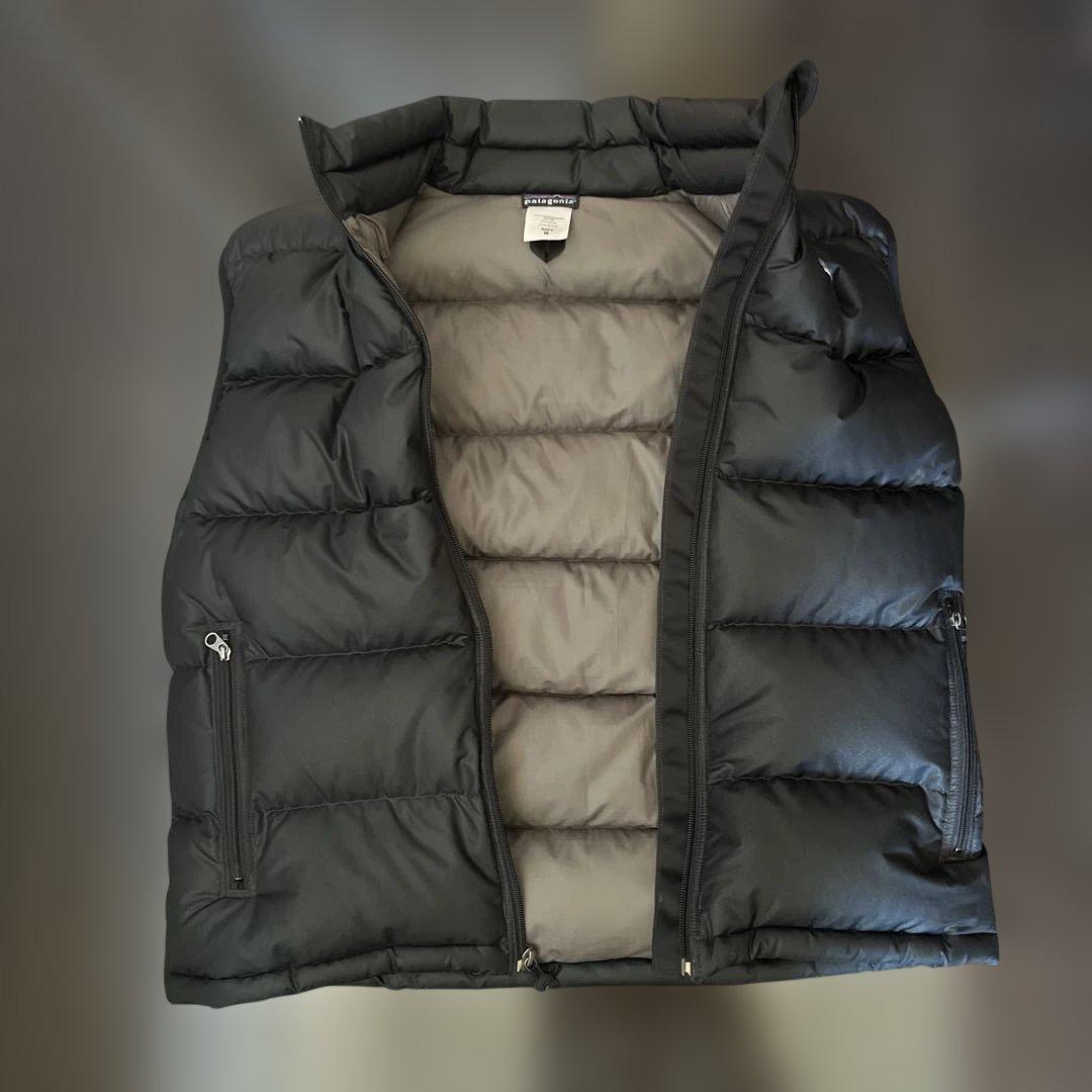 patagonia メンズ M ブラック ダウンベスト