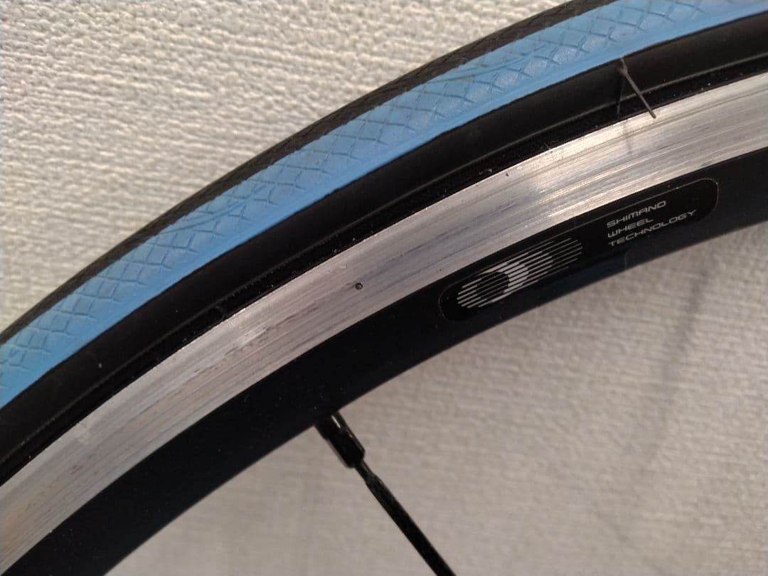 シマノWH-RS21 Vittoria Rubino付き
