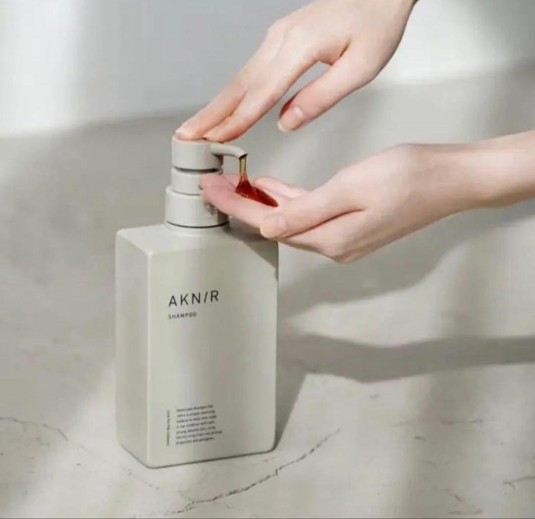 新品未開 AKN/R シャンプートリートメント