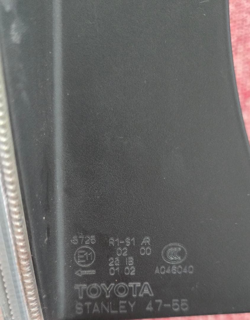 r*e様 プリウス30 左テールランプ STANLEY 美品