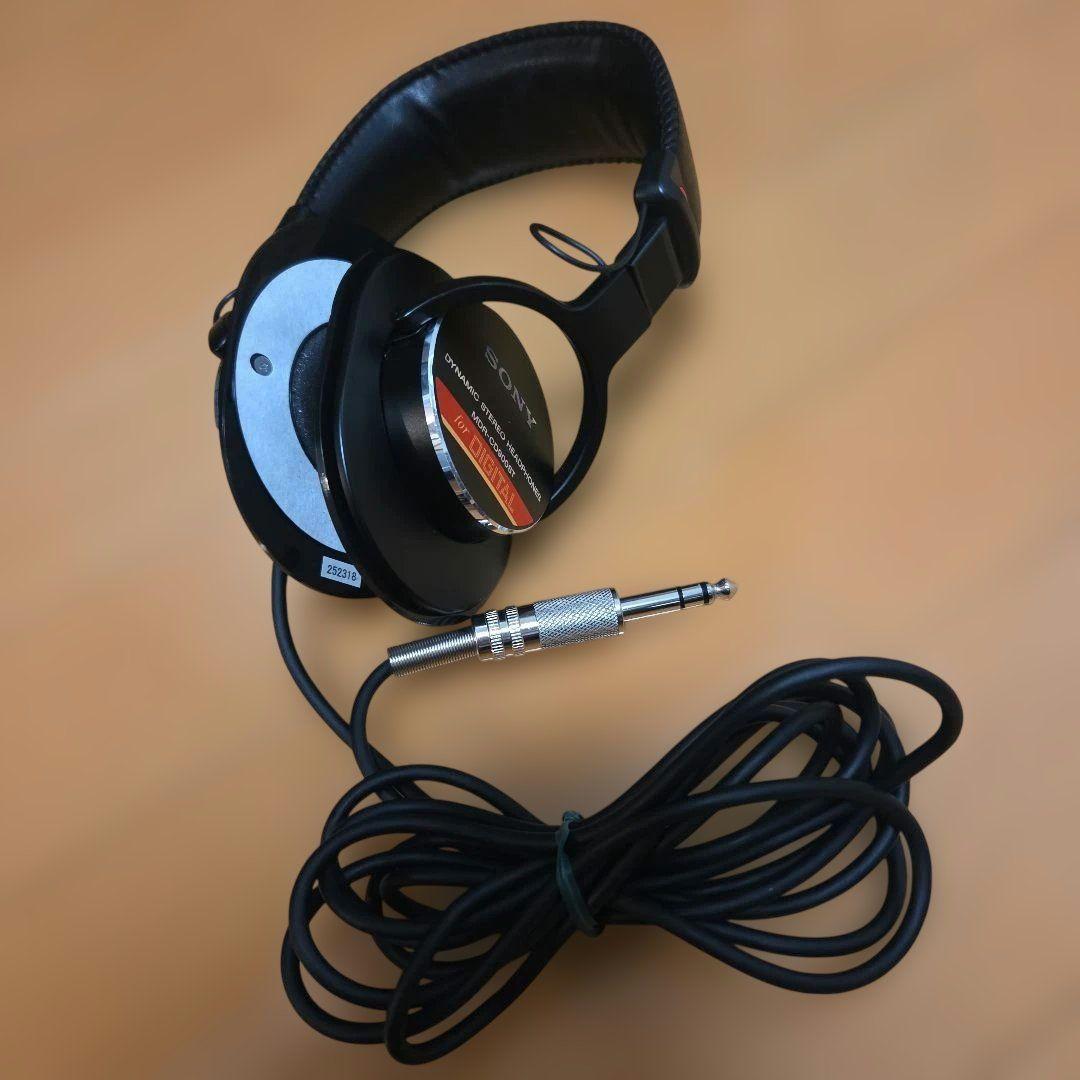 【ジャンク品】SONY MDR-CD900ST ダイナミックスヘッドフォン