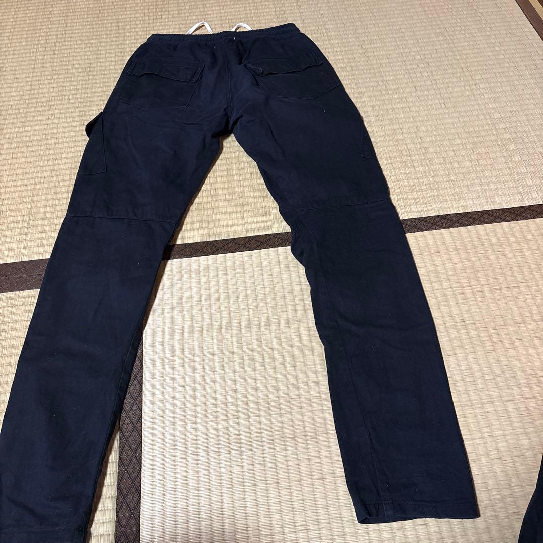 ミニマルカーゴパンツ