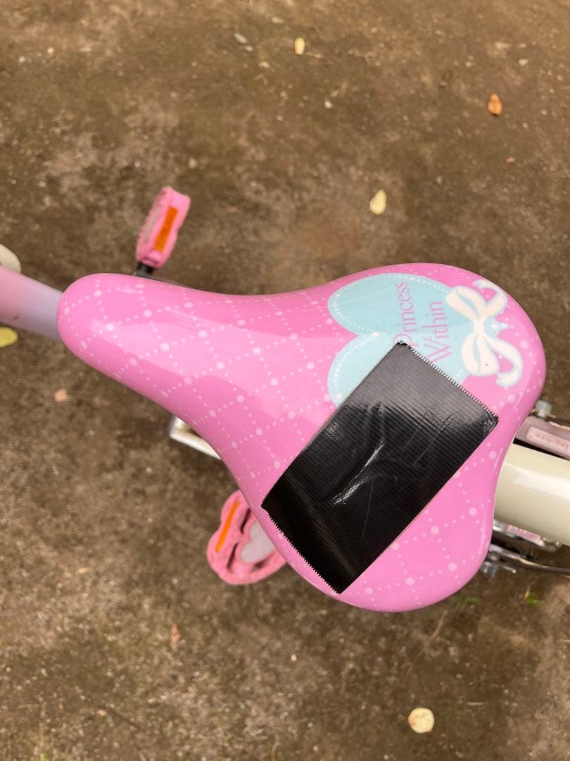 【6/18まで出品】幼児用自転車 ピンク プリンセス 18インチ　ヘルメット付き