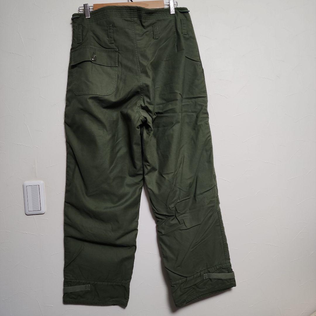 アメリカ軍　A2　デッキパンツ　Medium