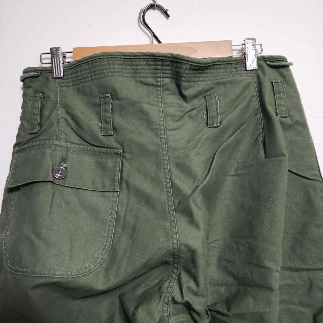 アメリカ軍　A2　デッキパンツ　Medium