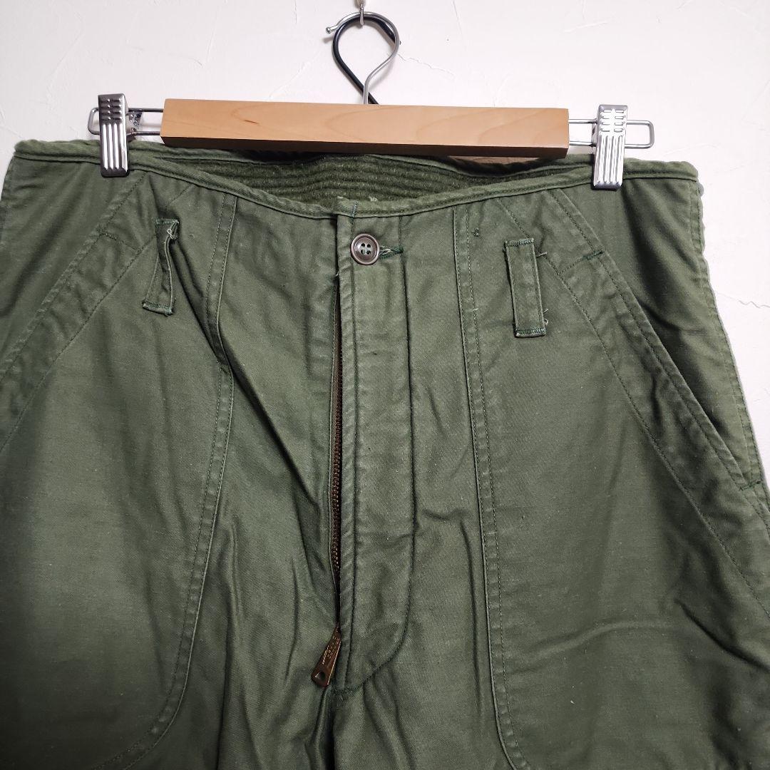 アメリカ軍　A2　デッキパンツ　Medium
