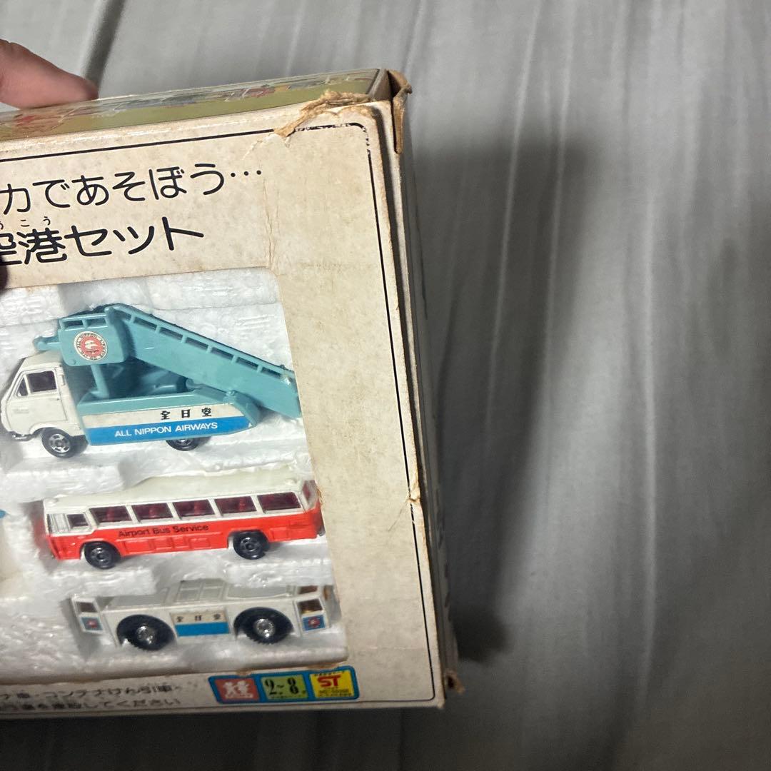 b*b様 トミー　トミカのまち　きみのトミカであそぼう　トミカ空港セット