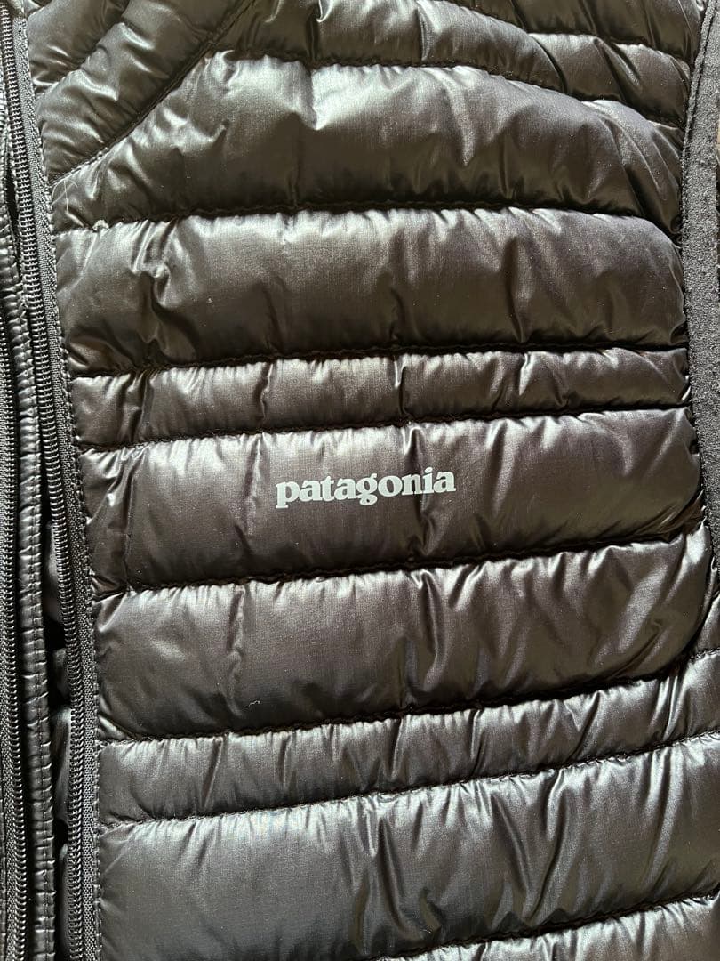 patagonia ブラック ダウンベスト S